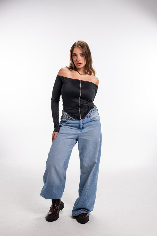 Zip Off-Shoulder